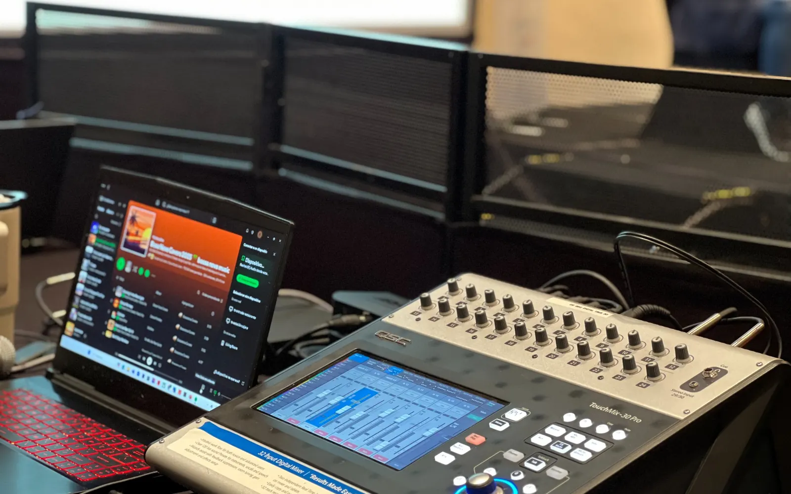 Soporte técnico de audio para interpretación y eventos multilingües
